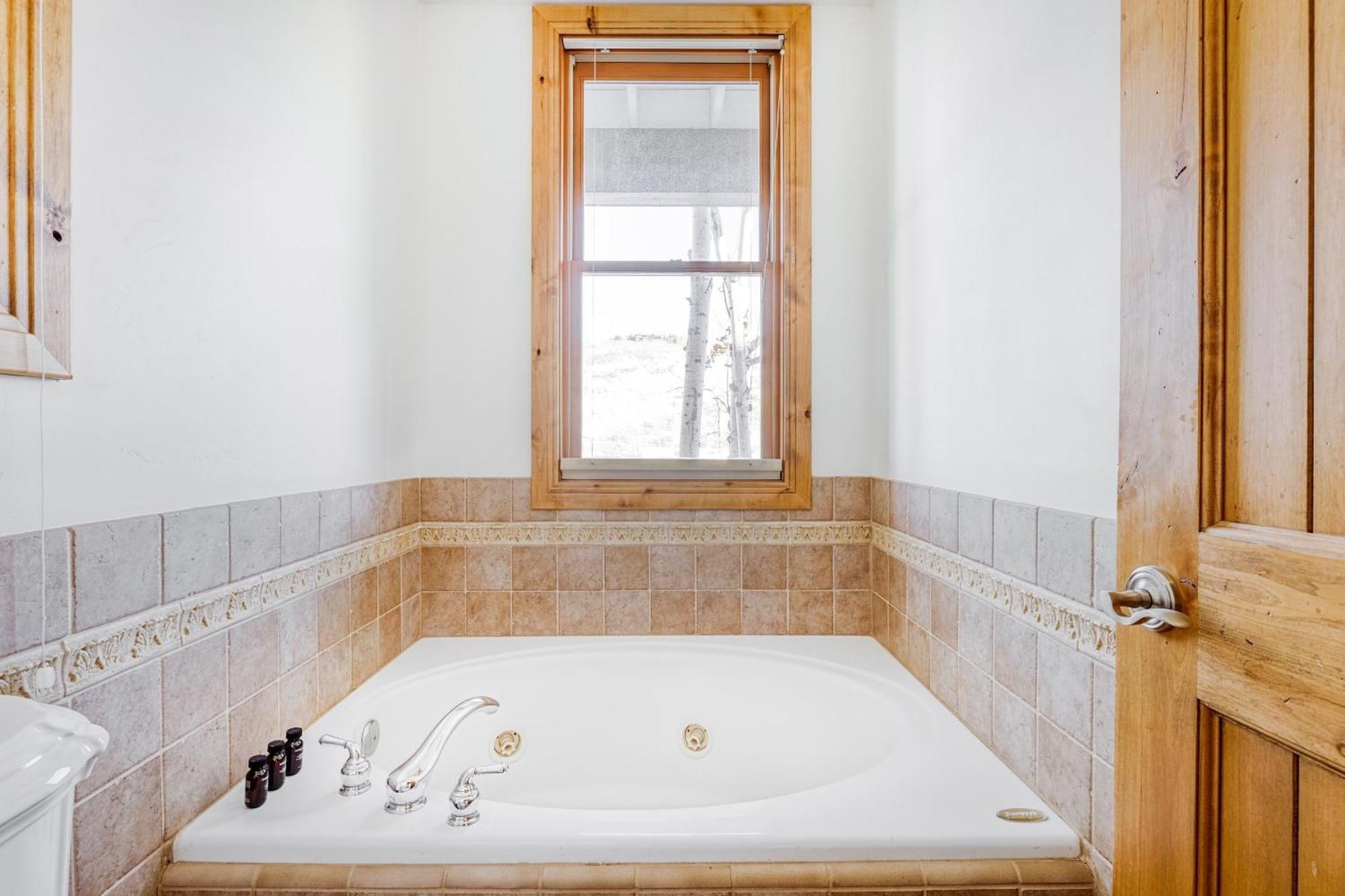 Murdock By Avantstay Cozy Townhouse W Hot Tub Walk To Park City Mountain Buitenkant foto